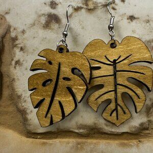 Laser-Engraved Monstera Leaf Wooden Earrings